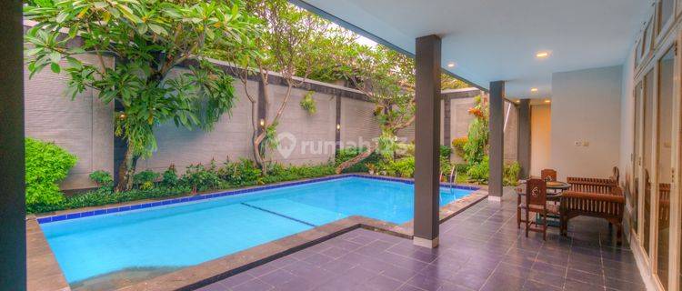 Rumah di Jl Bangka Viiia Ada Swimmingpool, Jakarta Selatan 1