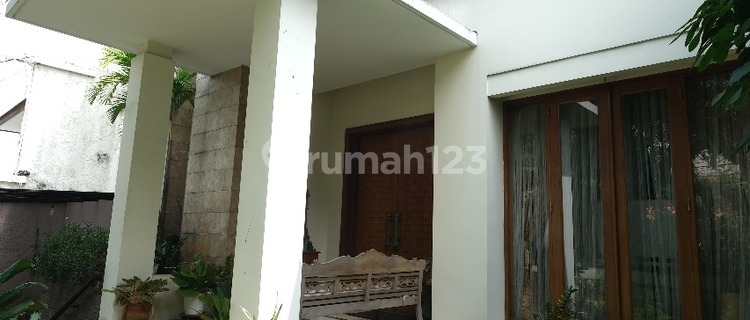 Nice House with SHM on Lamandau Street, South Jakarta 1