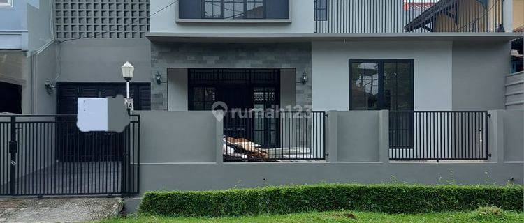 Rumah Modern Dalam Komplek Siap Huni Di Bintaro 1