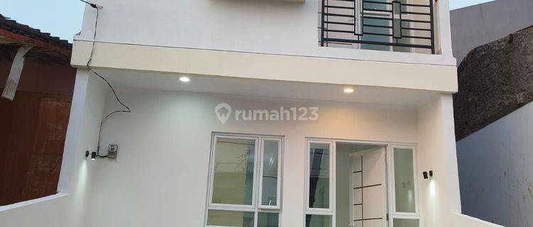 Rumah Baru S H M 2 Lantai Di Jatiwaringin Bekasi Dekat Tol Dan L R T 1