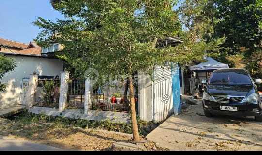 Rumah Dengan Tanah Luas Di Banjaran 1