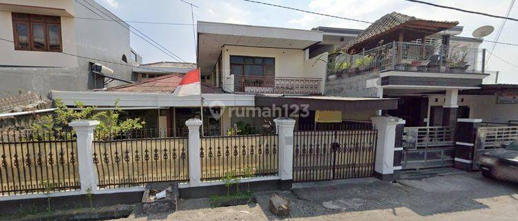 Rumah di Kekalik depan kampus Unram - Mataram  1