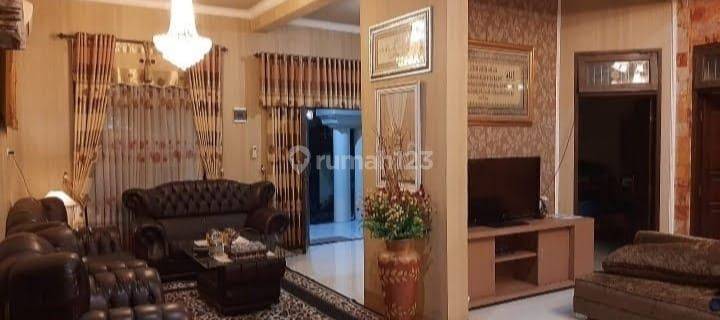 Rumah Mewah di Praya Lombok Tengah  1