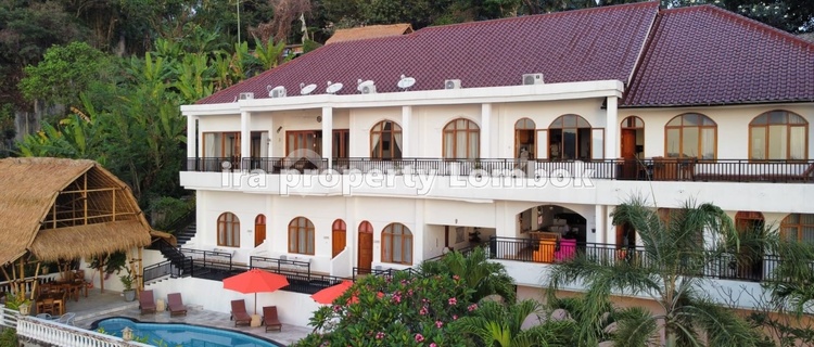 Villa Full View Laut Dan Sunset di The Hill Senggigi  1