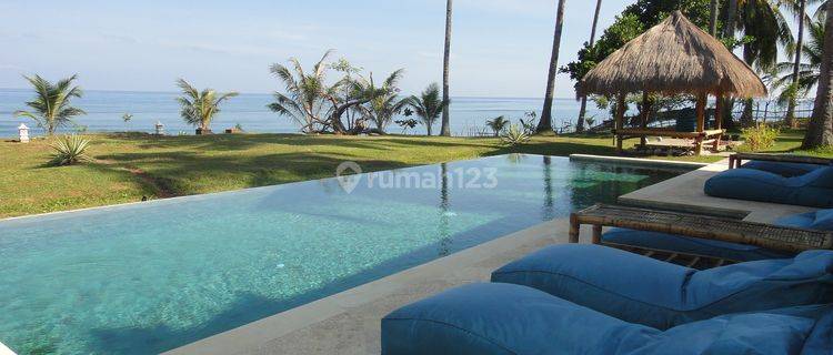 Villa Pinggir Pantai Gondang Lombok Utara 1