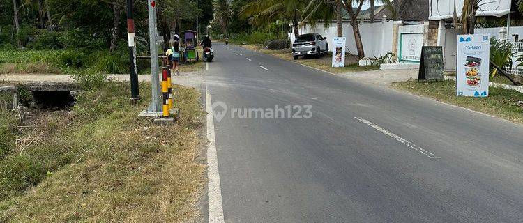 Tanah Pinggir Jalan Raya Selong Belanak  1