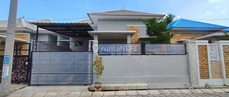 Rumah Minimalis Dengan Kolam Renang di Kota Mataram 1