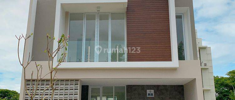 Rumah di kompleks elit Grand Natura Mataram  1