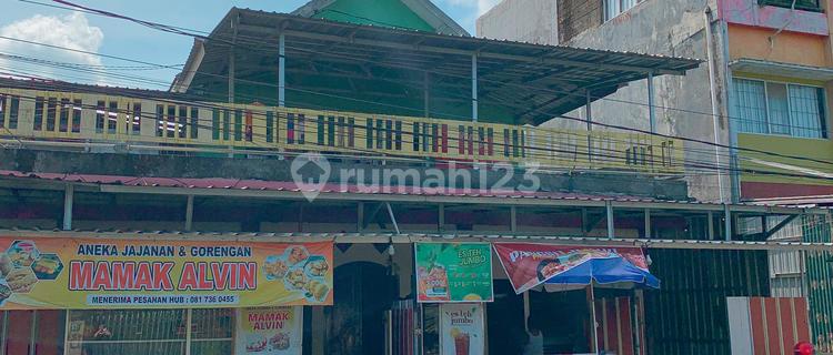 Rumah pinggir jalan Mataram cocok untuk usaha   1
