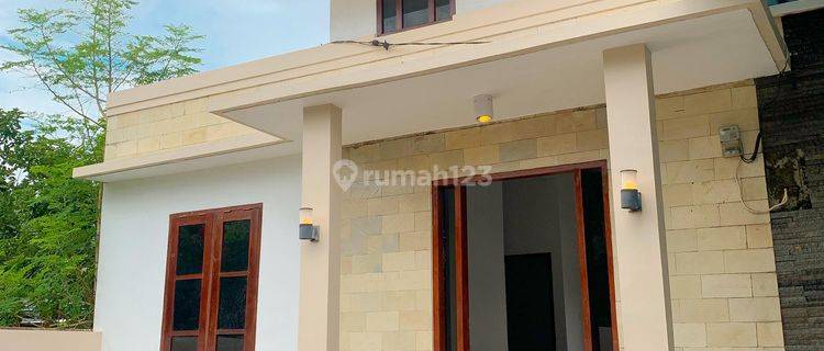 Rumah di Cemara Kota Mataram  1