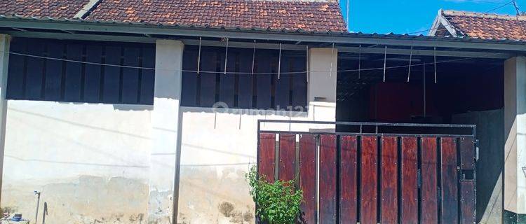 Rumah di kompleks Pemda Gerung Lombok Barat 1
