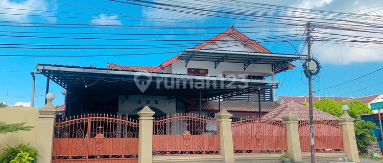 Rumah pinggir jalan kota Mataram  1