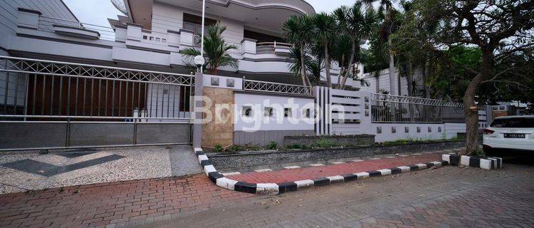 Cluster Premium dan Aman. Taman Hunian Satelit 1