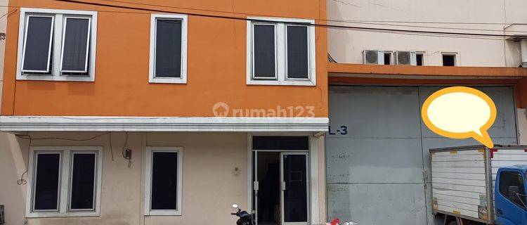Gudang Bandara Mas Tangerang,luas 330m,ada Kantor,masuk Container 1