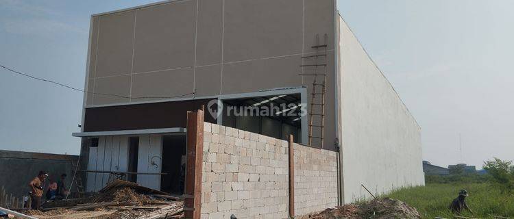 Gudang Laksana Business Park.. Luas Tanah 15x62m. Lb 750m2.. 375jt/thn Nego.unit Brand New 1