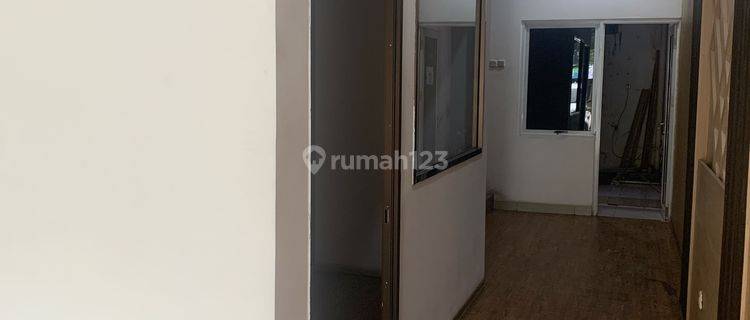 Ruko Citra6 . Unit Ready.cocok Untuk Cafe Resto Dan Kantor. 155jt/thn 1