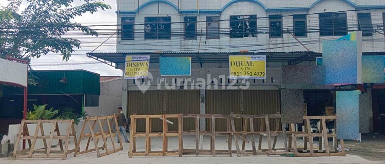 For Rent 2-Story Shop House in Strategic Location - Sukajadi 1