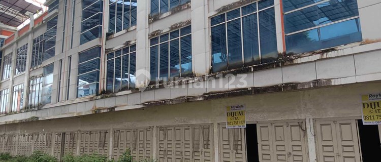 For Sale New 3-Story Shop House in Panam 1