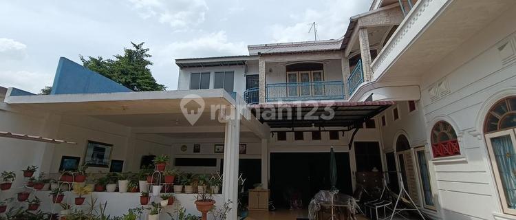 For Sale 2-Story House in City Center Fully Furnished 1