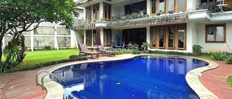 Rumah Mewah Modern Klasik Private Pool Halaman Luas Dekat Senopati 1