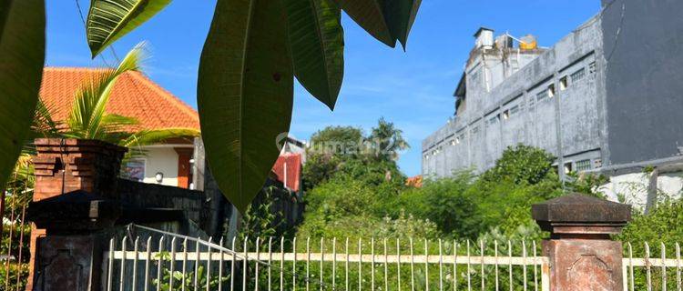 Land Ready to Build a Perimeter Fence Near Level 21 Mall Bali 1