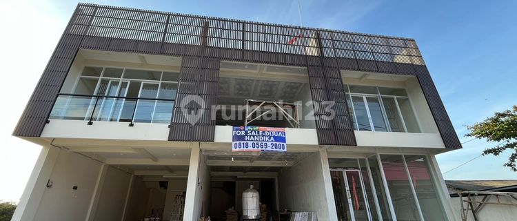 For Sale: Kampial Shop House Nusa Dua, Across from Clandys 1