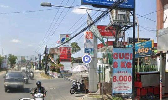 Strategic 2-Story Commercial Building on Godean Street Km 8 1
