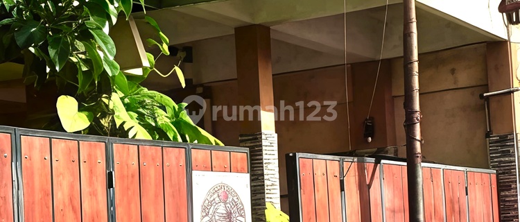 Exclusive 8-Bedroom Boarding House in Prestigious Sagan Area, 300M from UGM 1