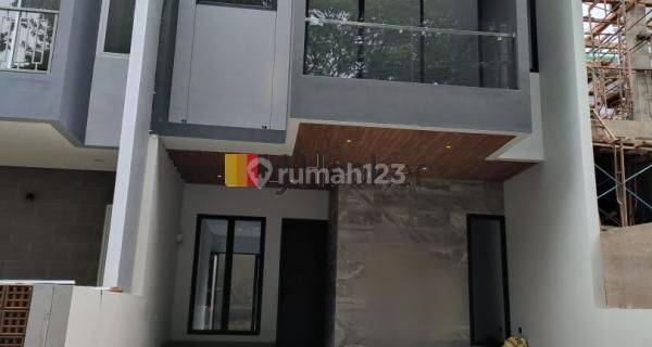 Rumah Minimalis Modern di BCS kelapa Gading 2 Lantai 1