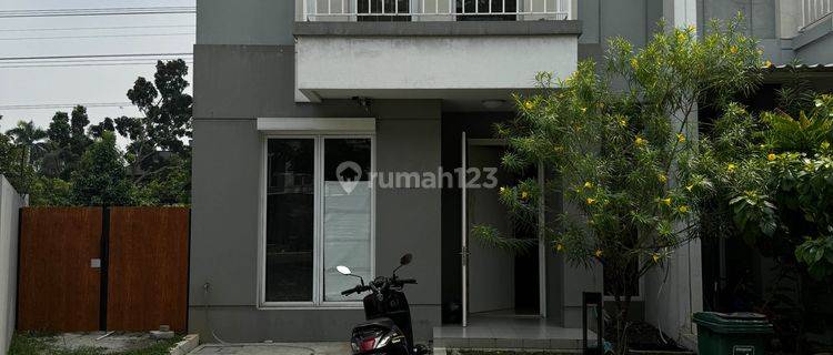 Rumah Dalam Cluster Perumahan Elit Cirendeu Tangsel Corner 1