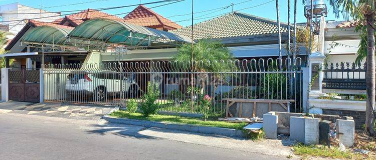 Rumah di Jalan Margorejo Indah, Surabaya 1