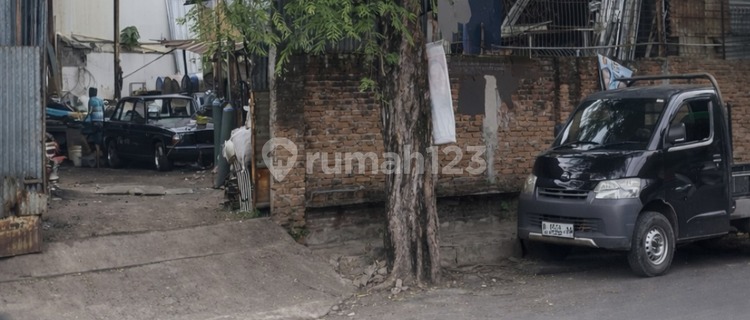 For Sale Large Road Land on Jl Badak, Semarang 1