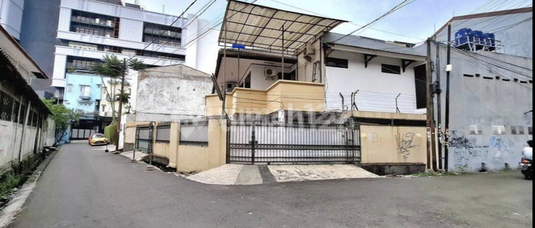 One Step to Trisakti University Tawakal Boarding House, Strategic Location, West Jakarta 1