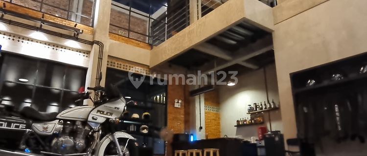 Rumah Modern IndustrialJakarta Selatan 1
