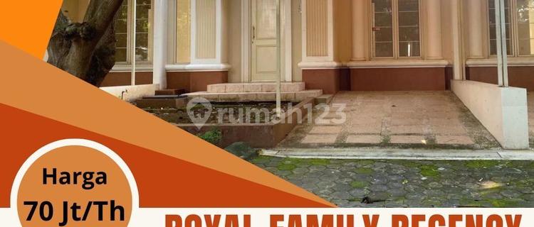 Sewa Rumah Royal Family Regency Cluster Victoria  1