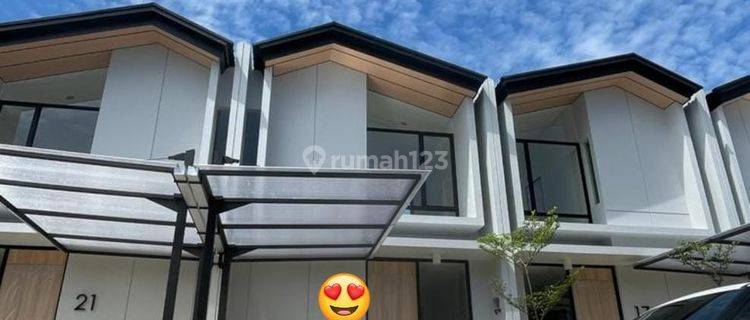 Di Jual Rumah Cluster Waterfront Travertine, Lippo Cikarang 1