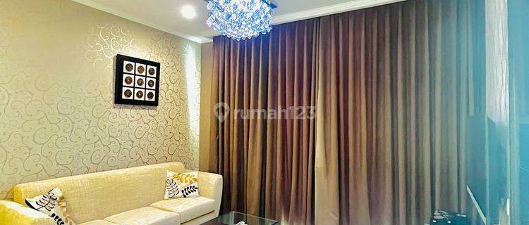 Apartemen Via Ciputra World 3 BR Lantai 32 Fully Furnished 1