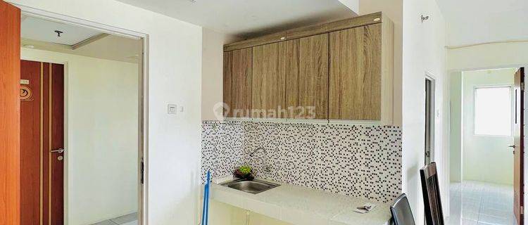 Apartemen Puncak Dharmahusada 3 BR Tower A Lt 37 Semi Furnished 1