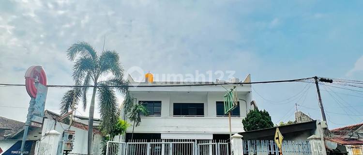 Luxurious Boarding House in South Kutisari with 17 Fully Furnished Rooms 1