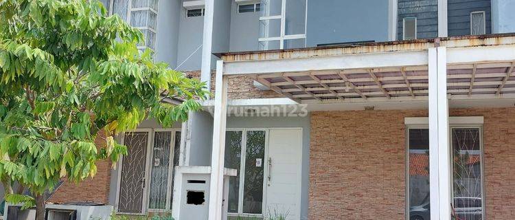 Rumah 2 Lantai Siap Huni di Cluster Vasana Sdh Renovasi Tutup Belakang 1