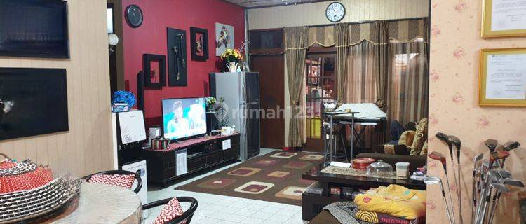 For Sale, Rumah nyaman lokasi strategis di Turangga 1