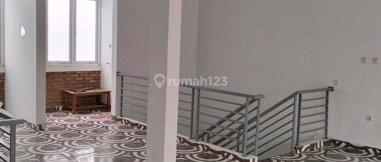 Ruko Cantik siap pakai di Ciawitali, Cimahi Utara 1