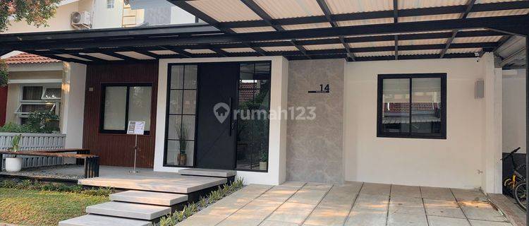 Rumah Full Renovasi & Full Furnished seperti Baru dekat Town Center & Sekolahan di Kota Baru Parahyangan 1