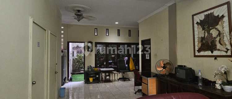 For Sale. Quick. Boarding Houses in Rawamangun, East Jakarta. Fully Occupied. 1