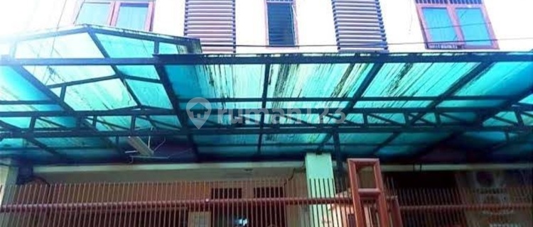 31-Room Boarding House, Grogol Area Near Campus and Shopping Districts 1