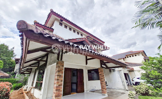 Rumah Dengan Tanah Luas Area Cilandak Dekat Citos 1