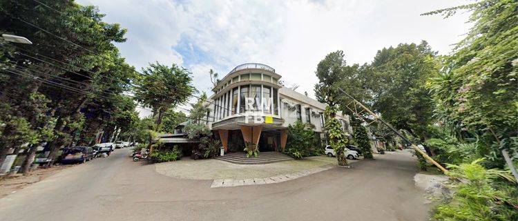 Kebayoran Baru Hostel Dan Cafe Area Gandaria Dekat Pakubuono 1