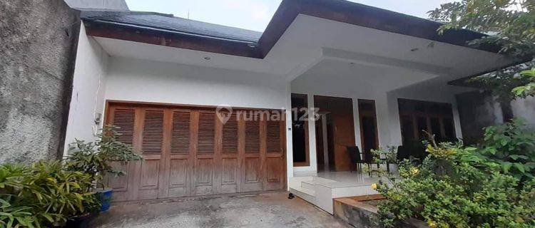 Permata Hijau ~ For sale rumah strategis Lt 400/Lb250  1