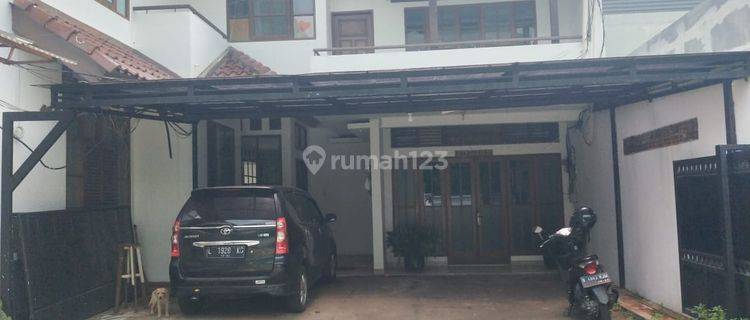 Rumah mewah di bawah njop ada kolam renang di jati Padang pasar minggu 1