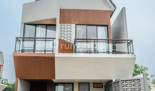 Luxury Cluster with Swimming Pool Facilities in Pondok Cabe Cinere 1